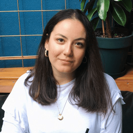 The profil picture of the Selena Türk who is the Language Analyst of the VireUp Company